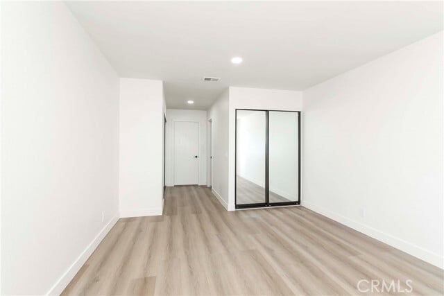 Building Photo - 28 Candlewood Way