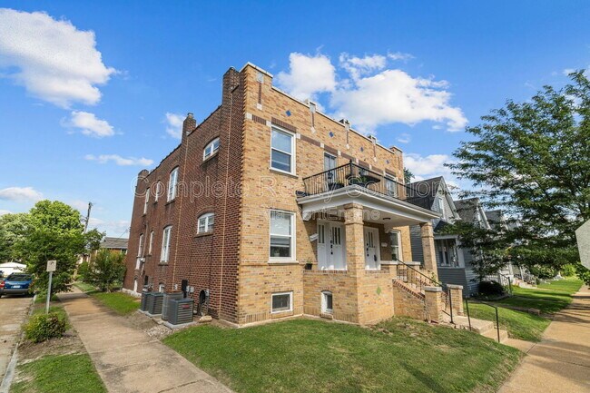 Building Photo - 4765 Goethe Ave
