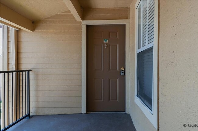 Building Photo - 2210 Grand Cayman Ct