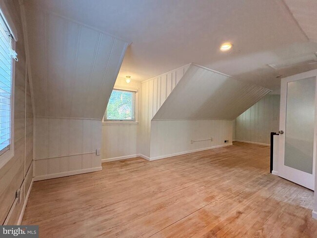 Building Photo - 3517 56th Pl