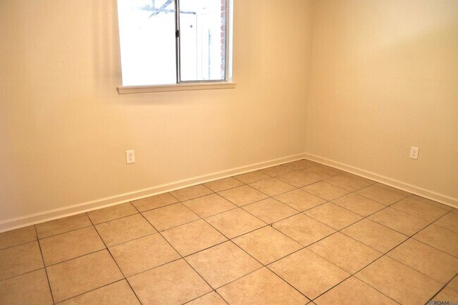 Building Photo - 10716 Cletus Dr