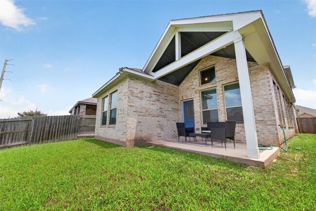 Building Photo - 23722 Pullin Market Dr