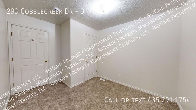 Building Photo - 293 E Cobblecreek Dr