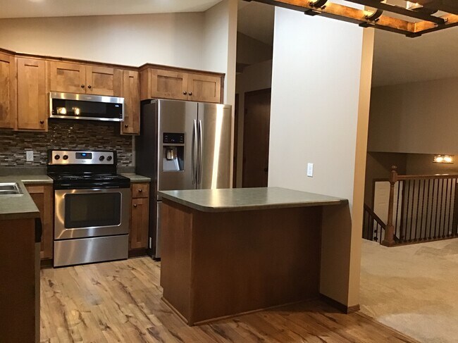 This home feels so warm & spacious! - 4421 S Tribbey Trl