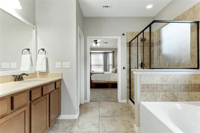 Building Photo - 1625 Falconet Ct