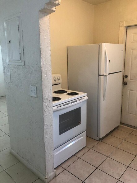 Building Photo - 1724 Rodman St