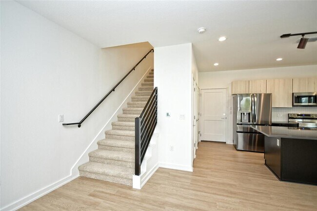 Building Photo - 7601 Cooper Ln