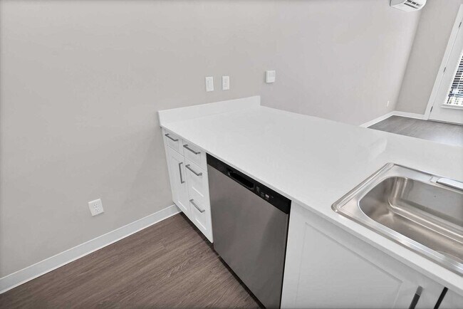 Building Photo - The Bookcliff: Chic 1-Bedroom Retreat: Sop...