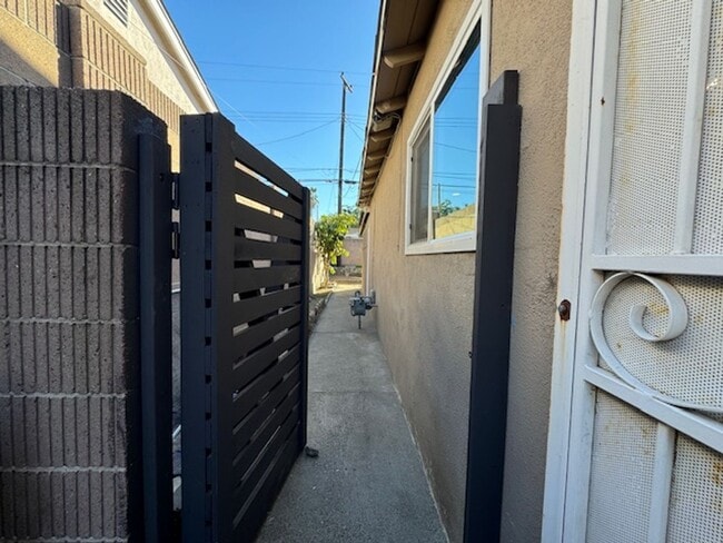 Building Photo - Remodeled Home in Santa Ana