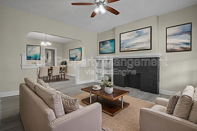 Building Photo - 1085 E 17th Ave