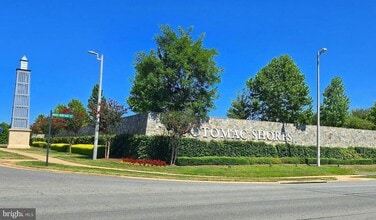 Building Photo - 1797 River Heritage Blvd