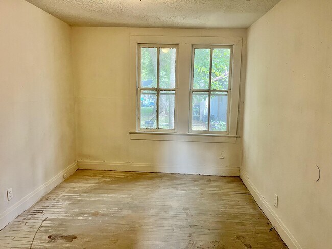 Building Photo - 4731 E Brookstown Dr