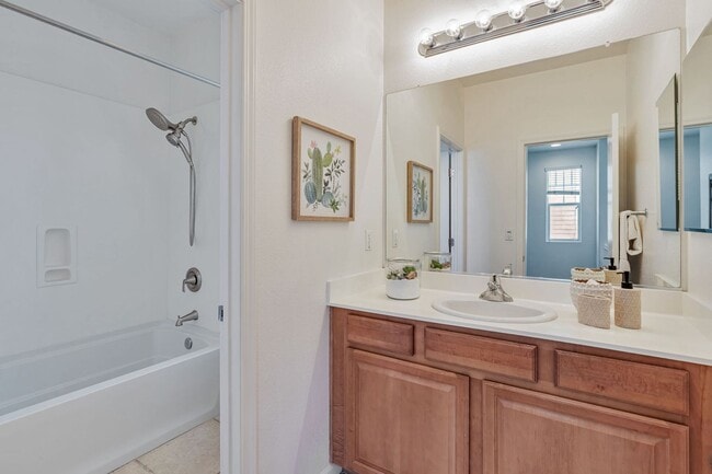Building Photo - 8940 Acorn Way
