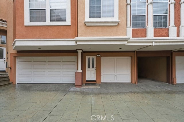 Building Photo - 9 Torrigiani Aisle