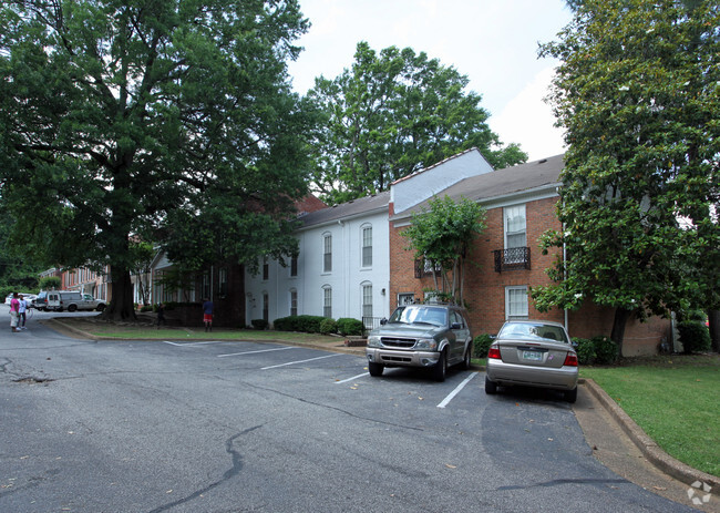 Raleigh Court - Raleigh Court Townhomes