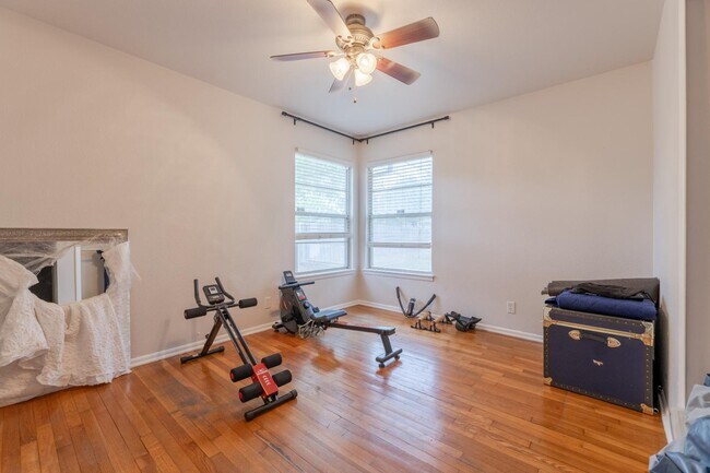 Building Photo - 4526 Lyceum Dr