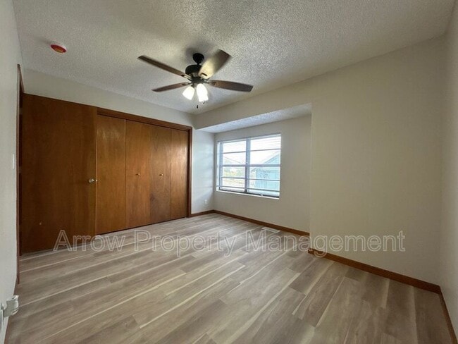 Building Photo - 1310 S Jackson St