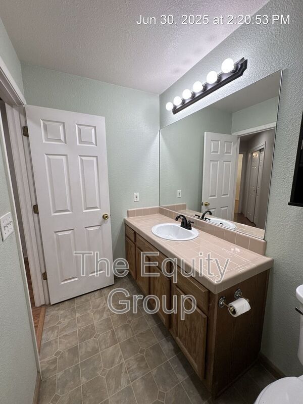 Building Photo - 3603 N Minden Ct