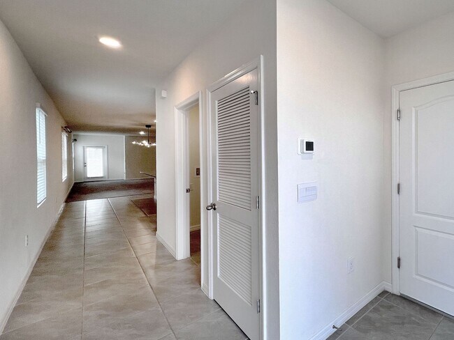 Building Photo - Four-Bedroom Home with Modern Finishes & Open Layout