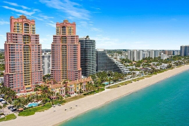 Building Photo - 2110 N Ocean Blvd