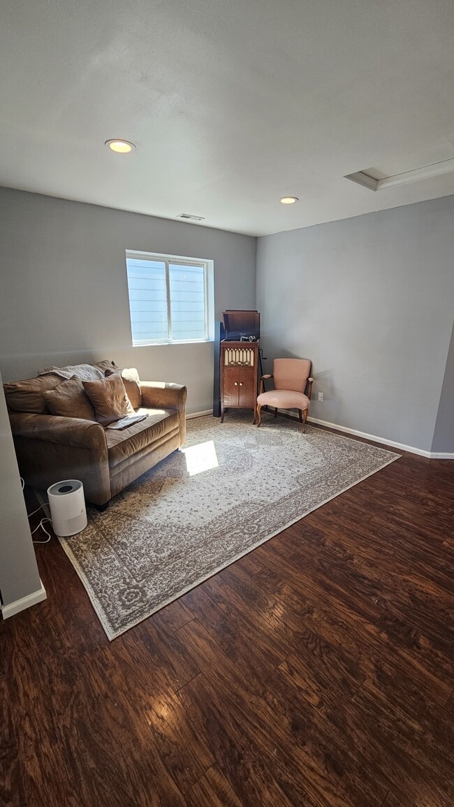 Building Photo - 2420 193rd St E