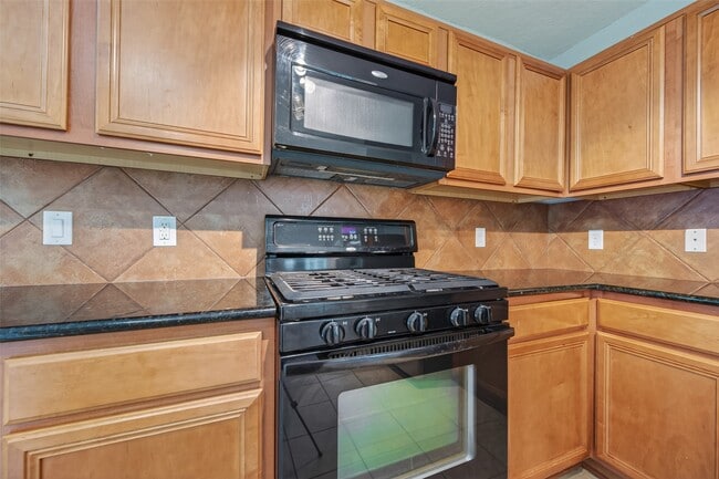Building Photo - 16238 Ranchland Ln