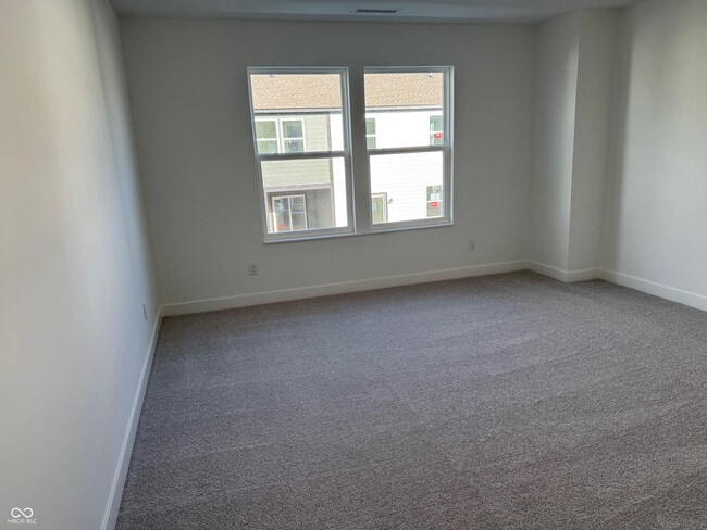 Building Photo - 15174 Swallow Fls Wy