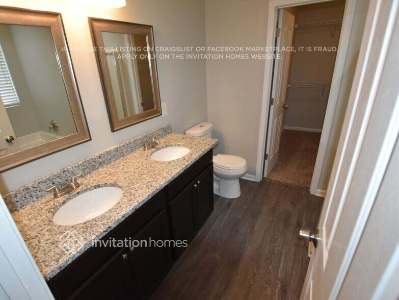 Building Photo - 7019 Winding Cedar Tr
