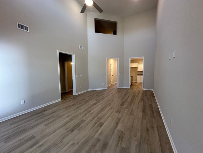 Building Photo - BRAND NEW 4 Bed 3.5 Bath Townhome Near The...