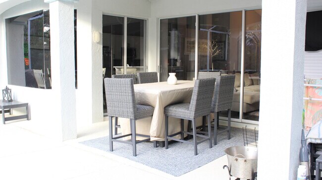 Building Photo - 132 Cambridge Ct