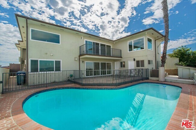 Building Photo - 4151 Don Mariano Dr