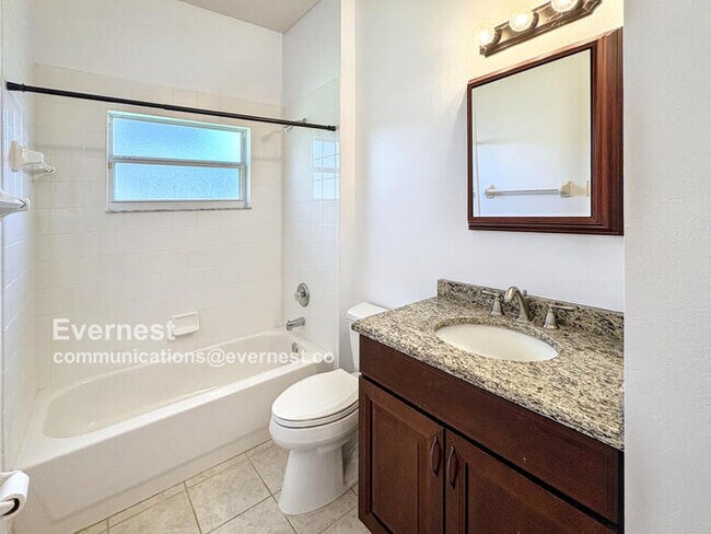 Building Photo - 2307 Twickingham Ct