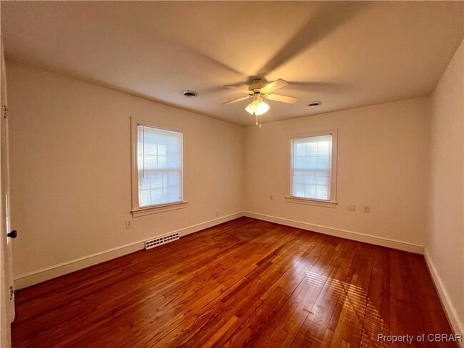 Building Photo - 645 Rappahannock Dr