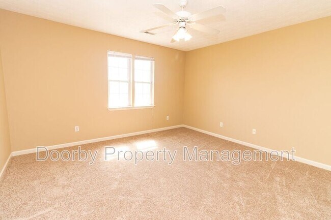 Building Photo - 5437 Blue Oak Dr