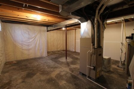 Building Photo - 3 Bedroom Condo Overlooking Pond!