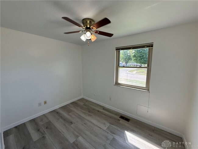Building Photo - 7619 Bassett Dr
