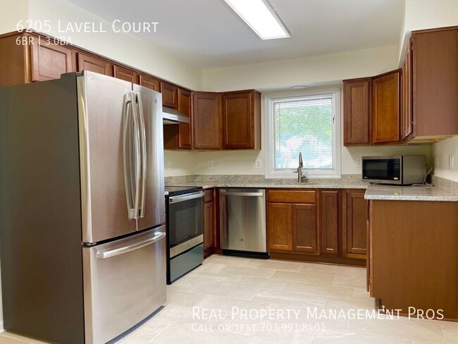 Building Photo - 6205 Lavell Ct