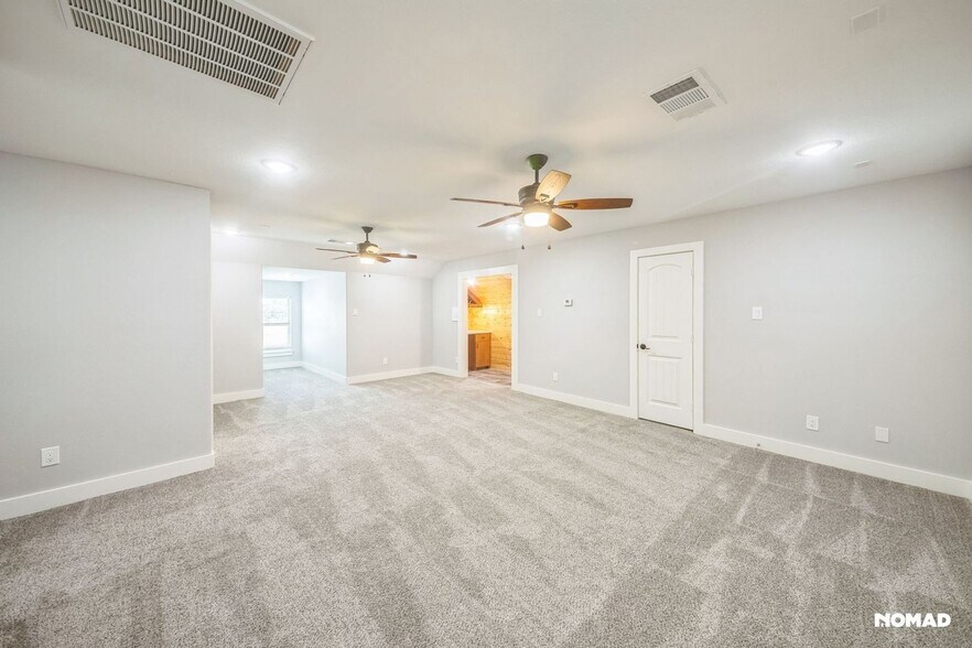 Building Photo - 1420 Palomino Trail