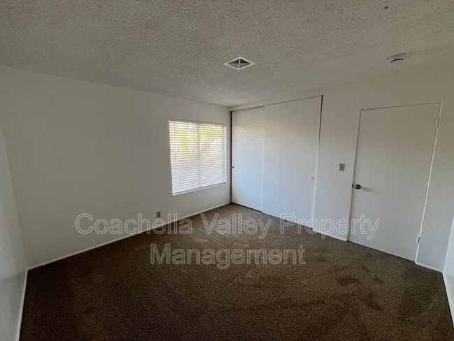 Building Photo - 1545 Inca Cir