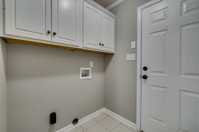 Building Photo - 1054 Grove Landing Ln