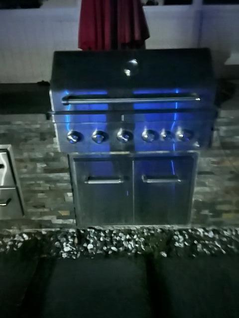 Building Photo - 2962 SW Coastal Terrace