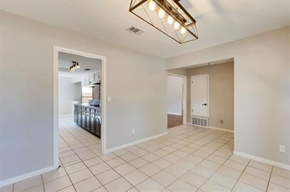 Building Photo - 5309 Beckett Cir