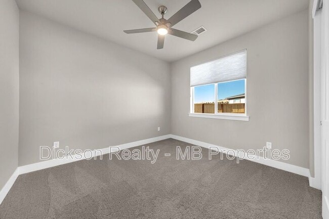 Building Photo - 3168 Orrizonte Ter