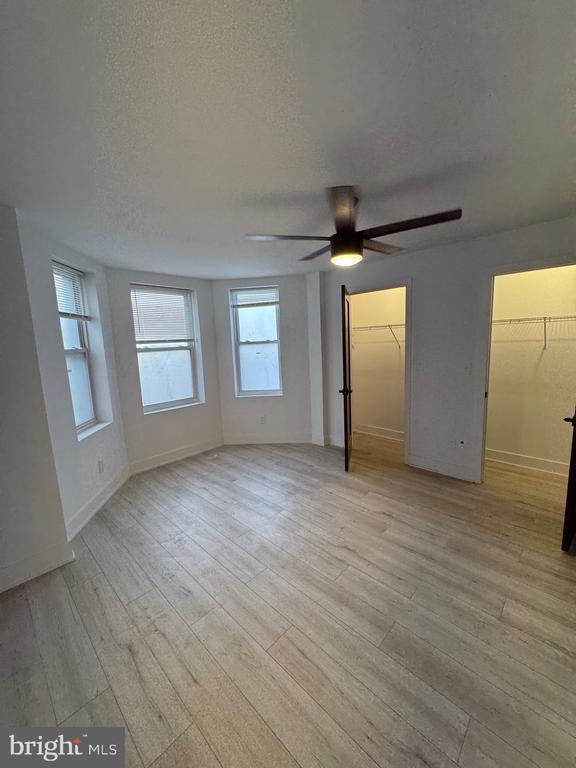 Building Photo - 807 S 57th St