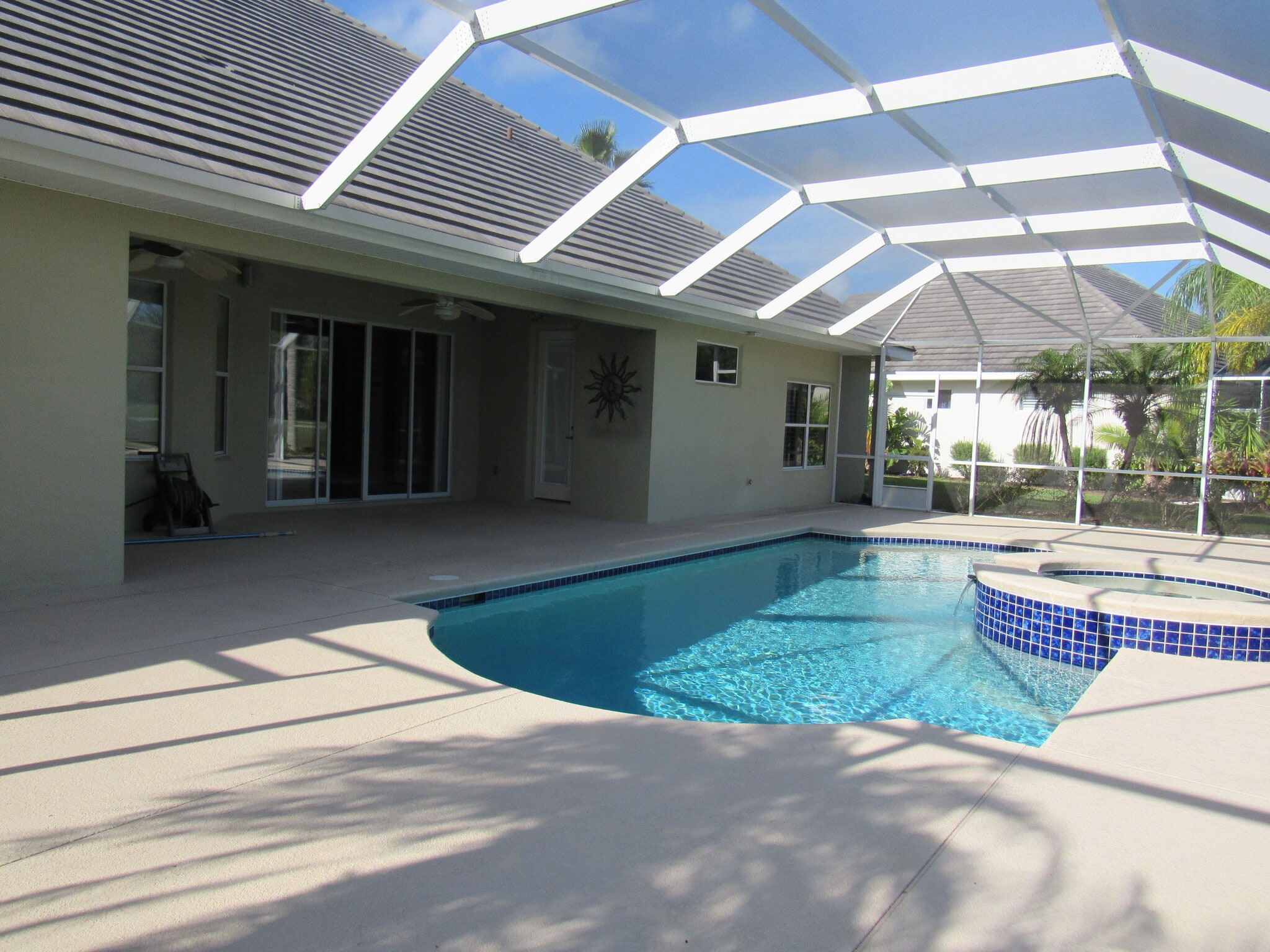 Pool and lanai - 3507 Sonesta Ct