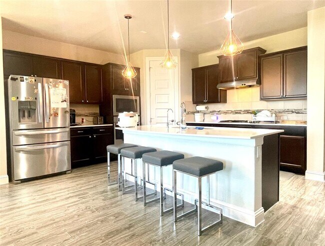 Building Photo - 6829 Brindisi Pl