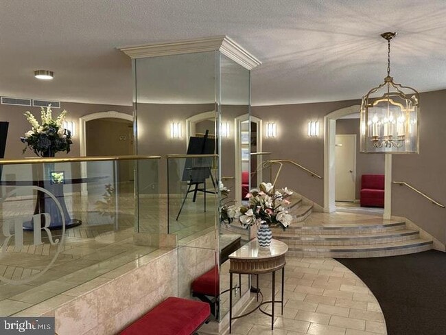 Building Photo - 8370 Greensboro Dr