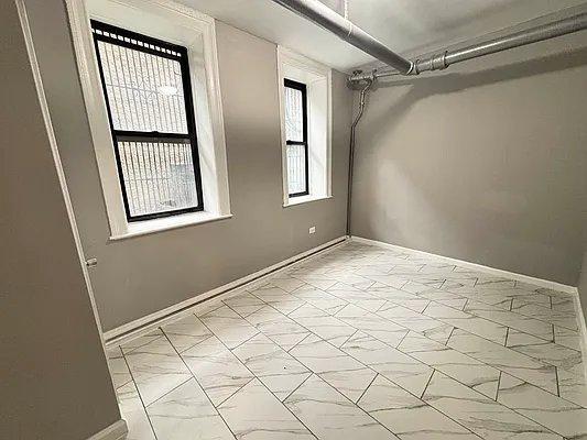 Building Photo - 2 bedroom in BRONX NY 10468