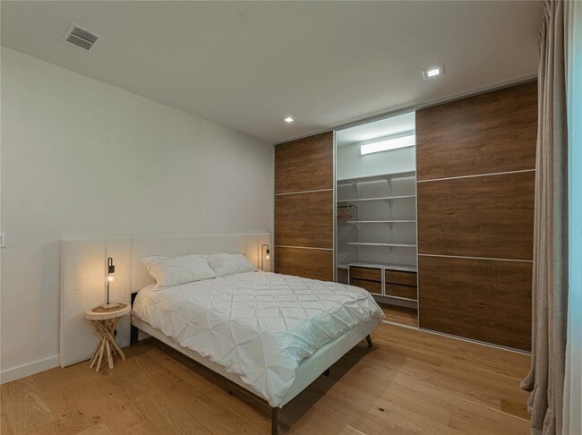 Building Photo - 2806 Geronimo Trail