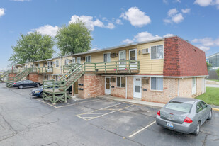 Building Photo - 5311 N Detroit Apartments